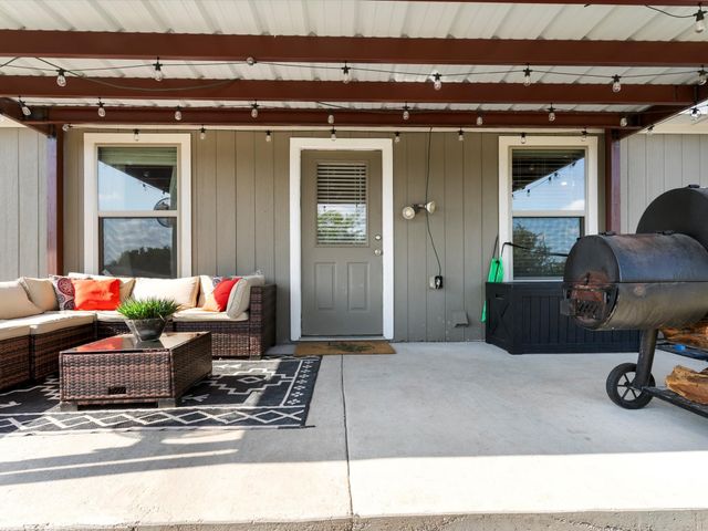 525 Brazos Hills Drive, Weatherford, TX 76087