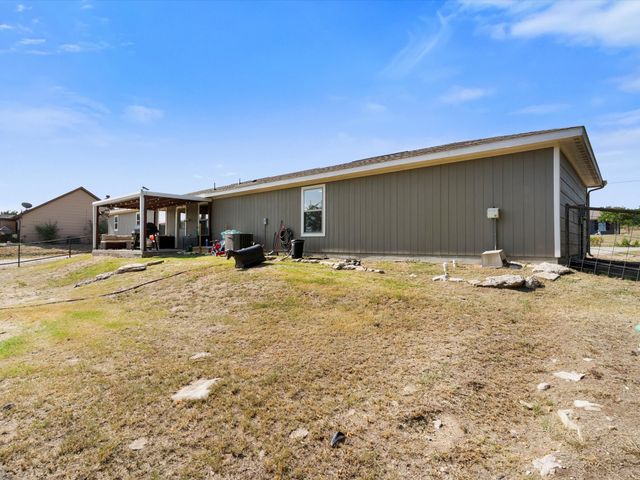525 Brazos Hills Drive, Weatherford, TX 76087
