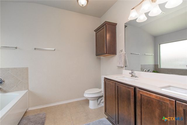 6036 Stonehaven Drive, Temple, TX 76502