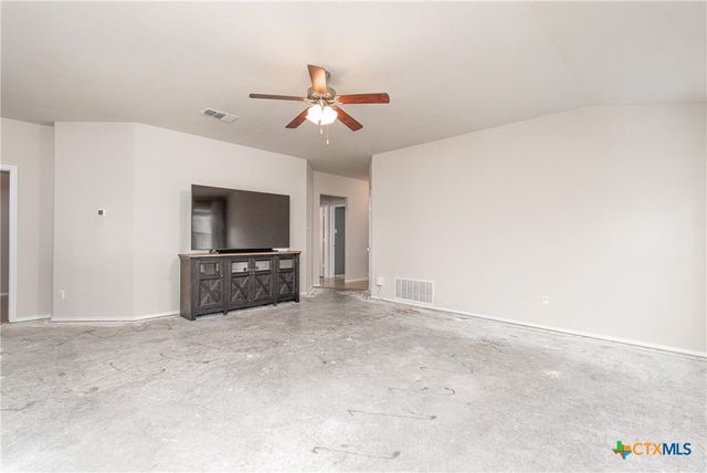 6036 Stonehaven Drive, Temple, TX 76502