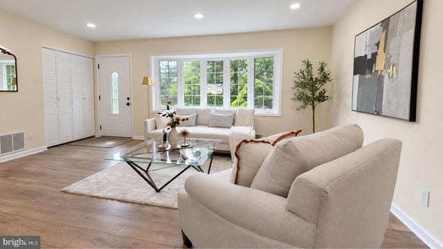 2210 KLOCKNER AVE, Hamilton Twp, NJ 08619