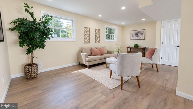 2210 KLOCKNER AVE, Hamilton Twp, NJ 08619
