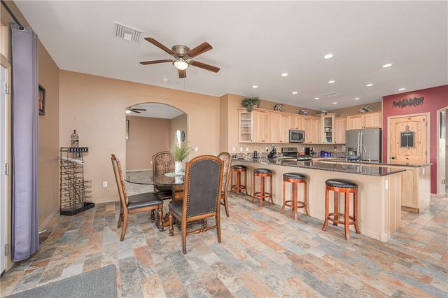 7124 S Mesquite Drive, Mohave Valley, AZ 86440