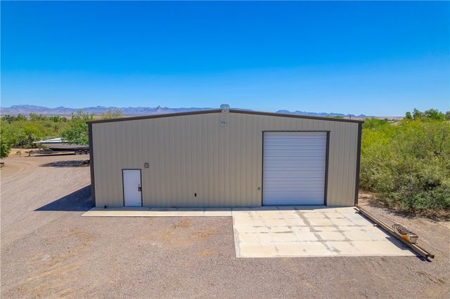 7124 S Mesquite Drive, Mohave Valley, AZ 86440