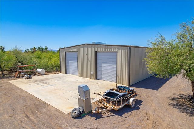 7124 S Mesquite Drive, Mohave Valley, AZ 86440