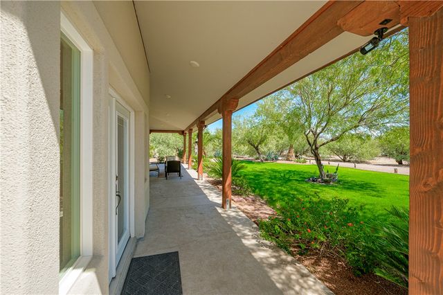 7124 S Mesquite Drive, Mohave Valley, AZ 86440