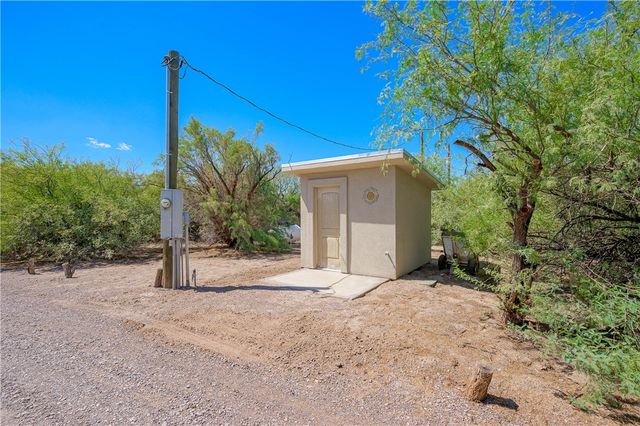 7124 S Mesquite Drive, Mohave Valley, AZ 86440