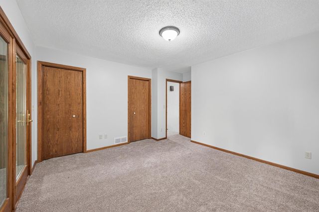 11043 98th Place N, Maple Grove, MN 55369