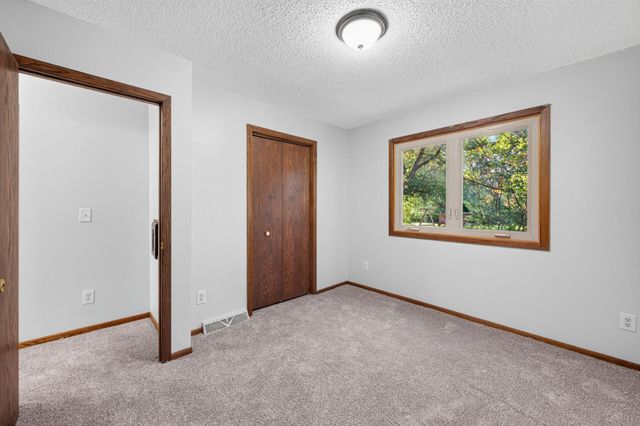 11043 98th Place N, Maple Grove, MN 55369
