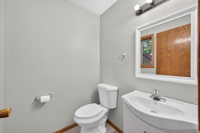 11043 98th Place N, Maple Grove, MN 55369