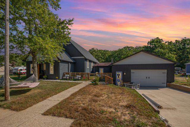 1342 S Parkway Street, Egelston Twp, MI 49442
