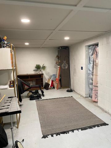 1342 S Parkway Street, Egelston Twp, MI 49442