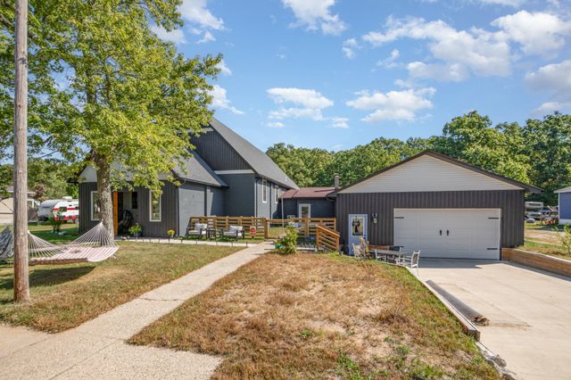1342 S Parkway Street, Egelston Twp, MI 49442
