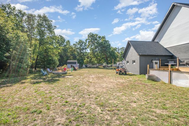 1342 S Parkway Street, Egelston Twp, MI 49442