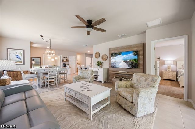 2052 Pigeon Plum WAY, North Fort Myers, FL 33917