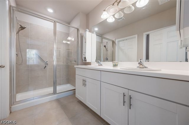 2052 Pigeon Plum WAY, North Fort Myers, FL 33917