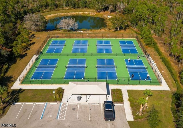 2052 Pigeon Plum WAY, North Fort Myers, FL 33917