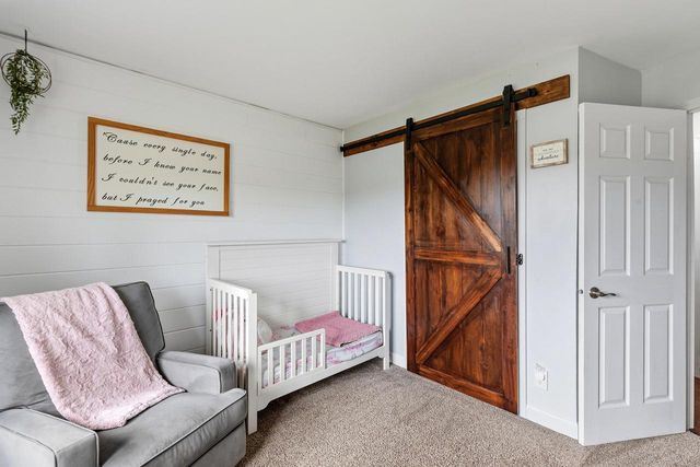 11311 N St James LANE, Mequon, WI 53092
