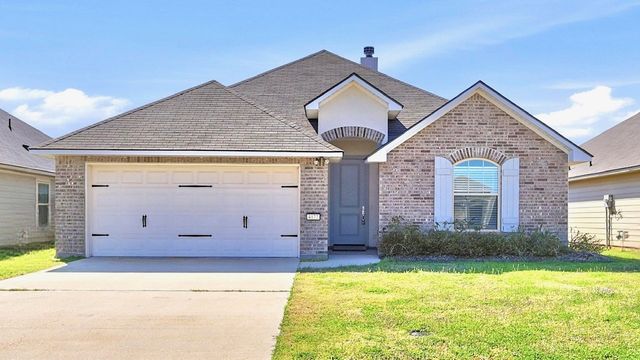 4177 Grassy Lake Drive, Bossier City, LA 71111