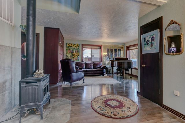 716 W 6th St, Medical Lake, WA 99022