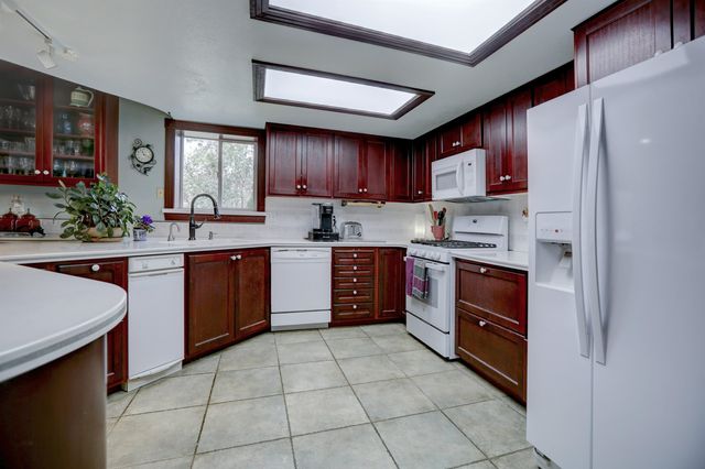 716 W 6th St, Medical Lake, WA 99022