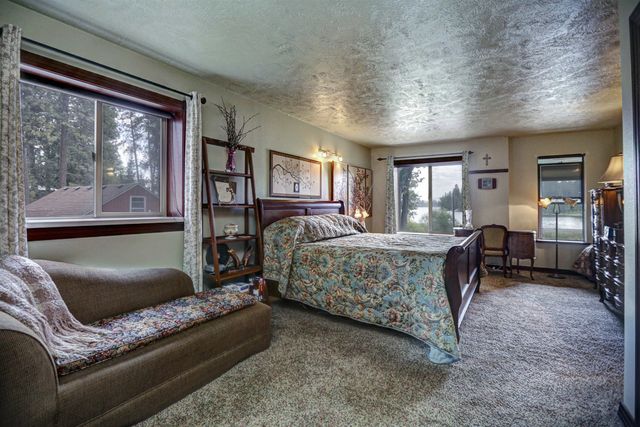 716 W 6th St, Medical Lake, WA 99022