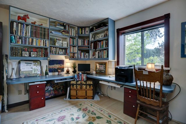 716 W 6th St, Medical Lake, WA 99022