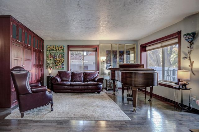 716 W 6th St, Medical Lake, WA 99022