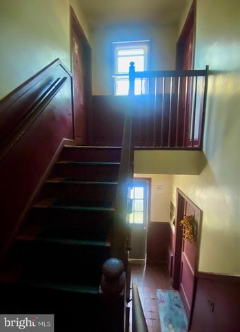 1018 16TH ST NE, Washington, DC 20002