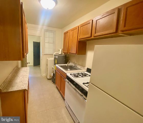 1018 16TH ST NE, Washington, DC 20002
