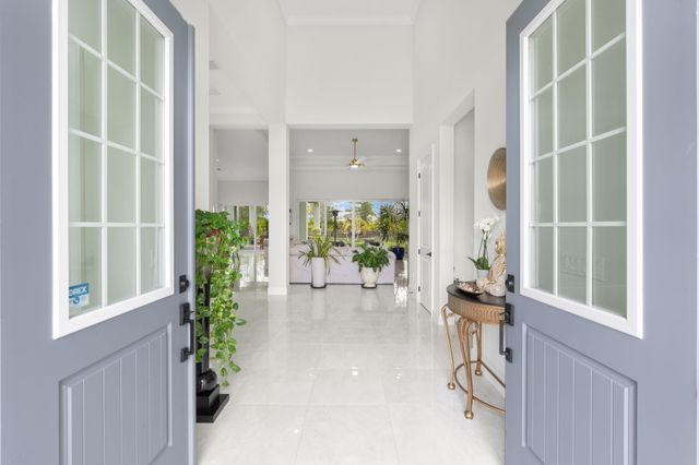 4776 Estates Circle, Loxahatchee, FL 33470