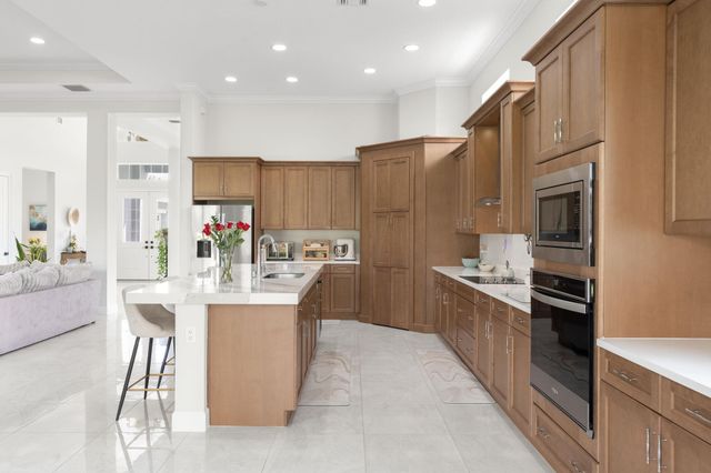 4776 Estates Circle, Loxahatchee, FL 33470