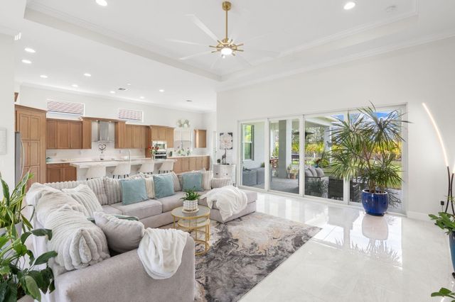 4776 Estates Circle, Loxahatchee, FL 33470