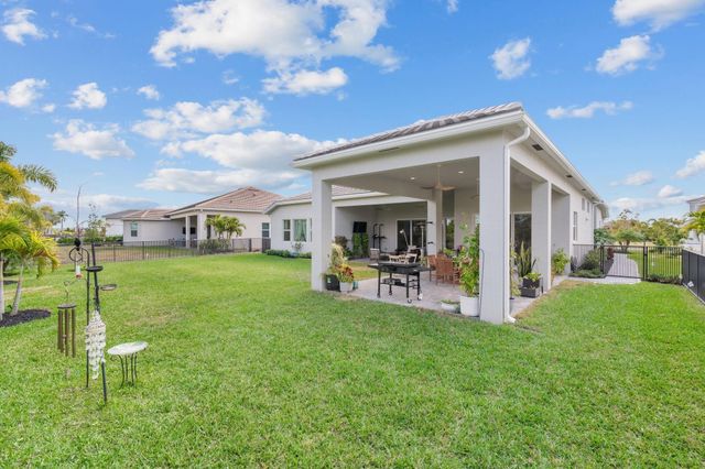 4776 Estates Circle, Loxahatchee, FL 33470