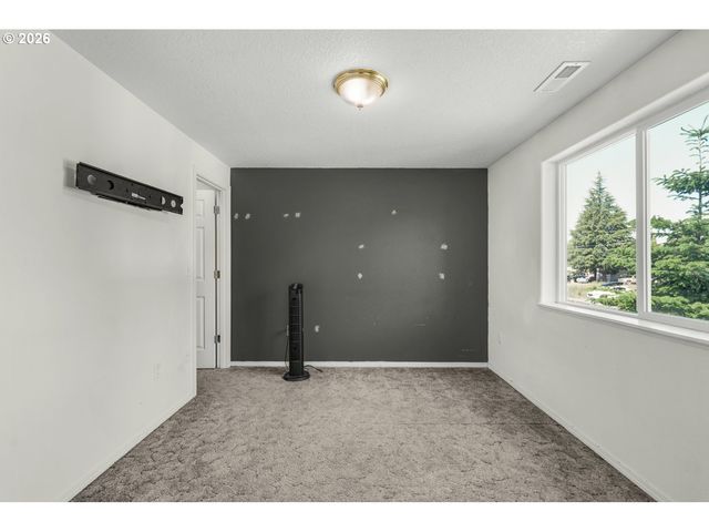 712 MAIN St, Dayton, OR 97114
