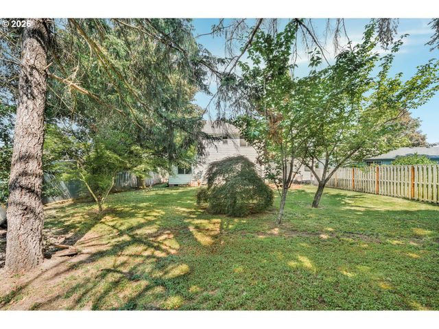 712 MAIN St, Dayton, OR 97114