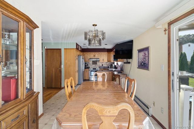432 Wildwood Road, Ronkonkoma, NY 11779