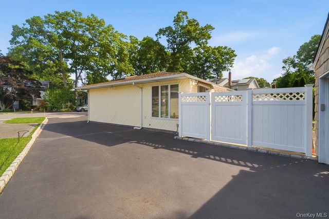 432 Wildwood Road, Ronkonkoma, NY 11779