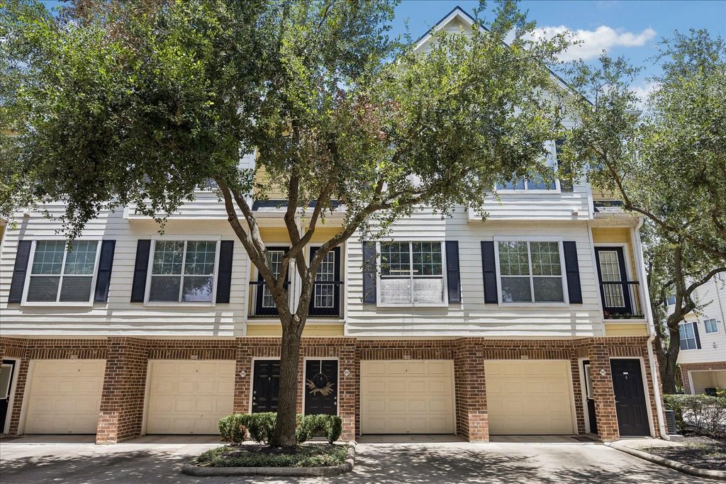 9200 Westheimer Road 1902, Houston, TX 77063