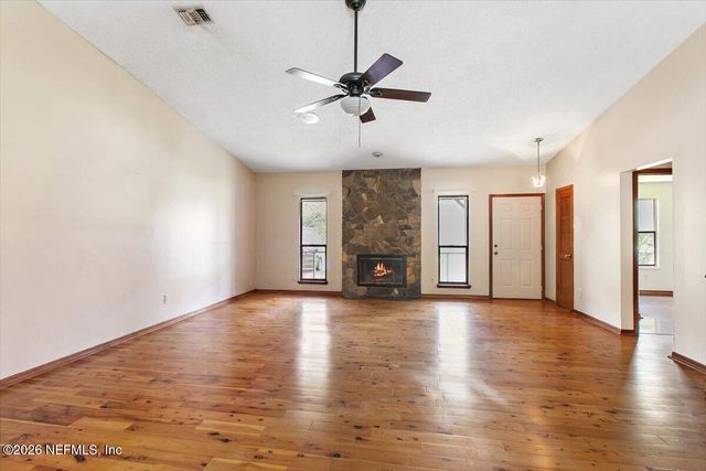 1868 HOLLARS Place, Middleburg, FL 32068