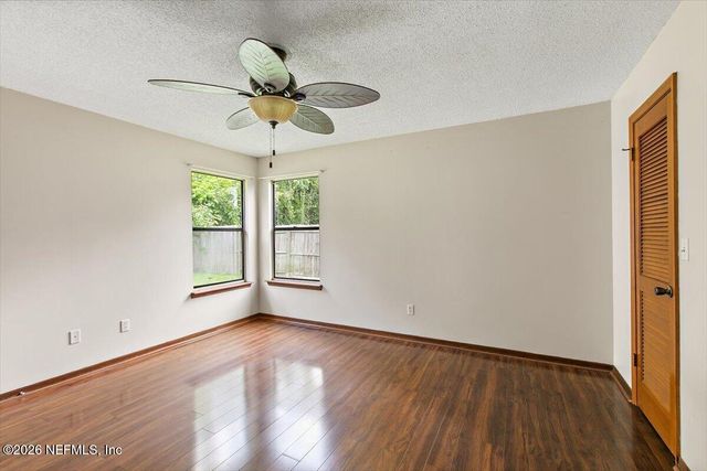 1868 HOLLARS Place, Middleburg, FL 32068
