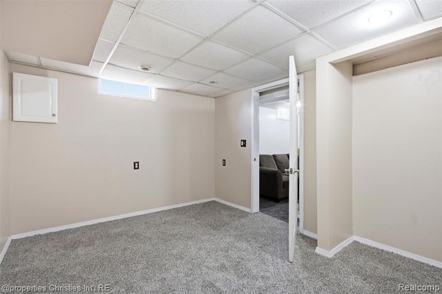 2814 Warrior Drive, Wixom, MI 48393