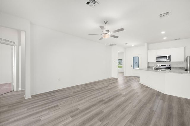 13284 TULA LOOP, Astatula, FL 34705