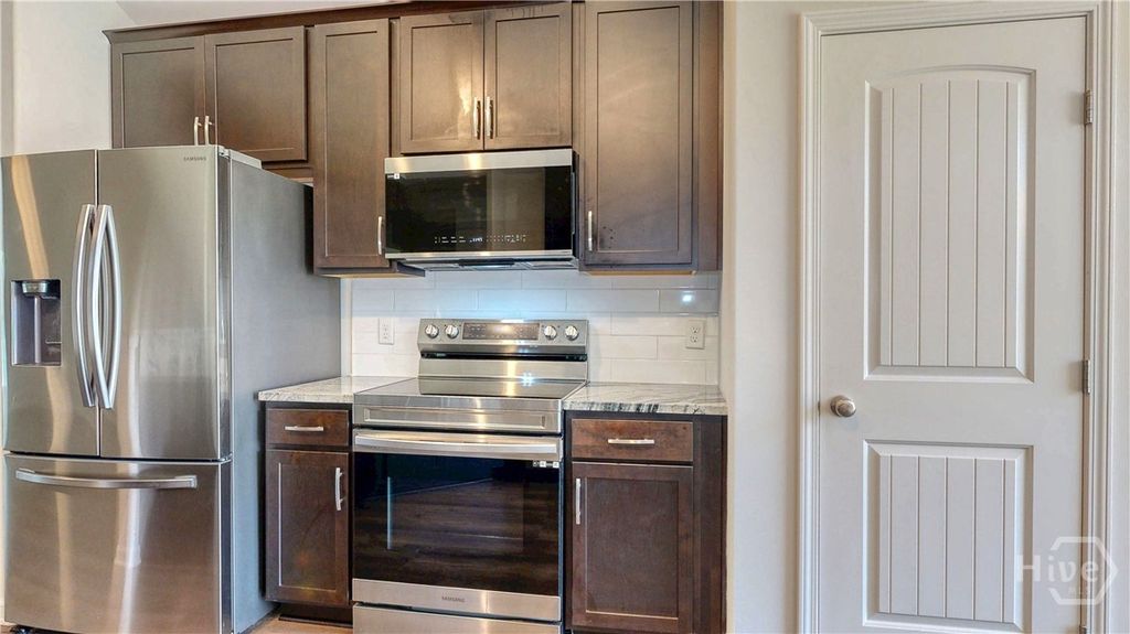 Image 10 of property listing at 115 Little Jack Way, Rincon, GA 31326