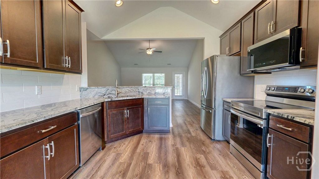 Image 9 of property listing at 115 Little Jack Way, Rincon, GA 31326