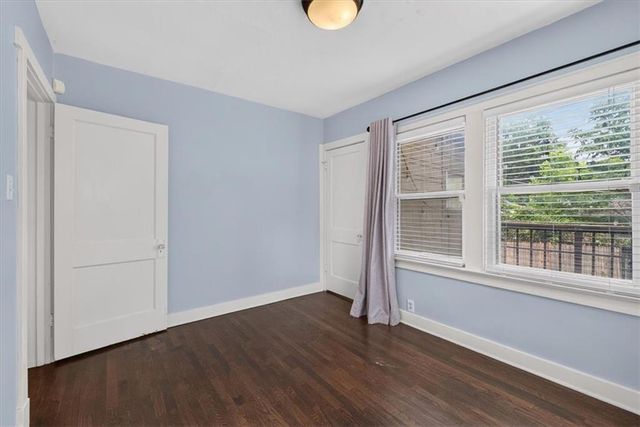 5717 Holmes Street, Kansas City, MO 64110