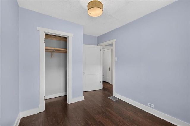 5717 Holmes Street, Kansas City, MO 64110