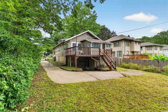 5717 Holmes Street, Kansas City, MO 64110