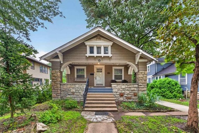 5717 Holmes Street, Kansas City, MO 64110