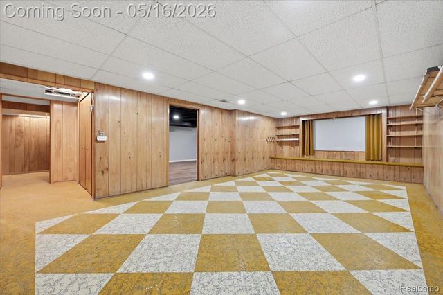 33538 Somerset Drive, Sterling Heights, MI 48312